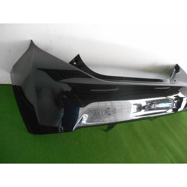 993320 TOYOTA アクア NHP10 リアバンパー 前期・中期 参考品番：52159