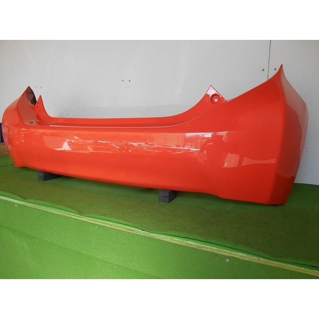 993322-3 TOYOTA アクア NHP10 リアバンパー 前期・中期 参考品番