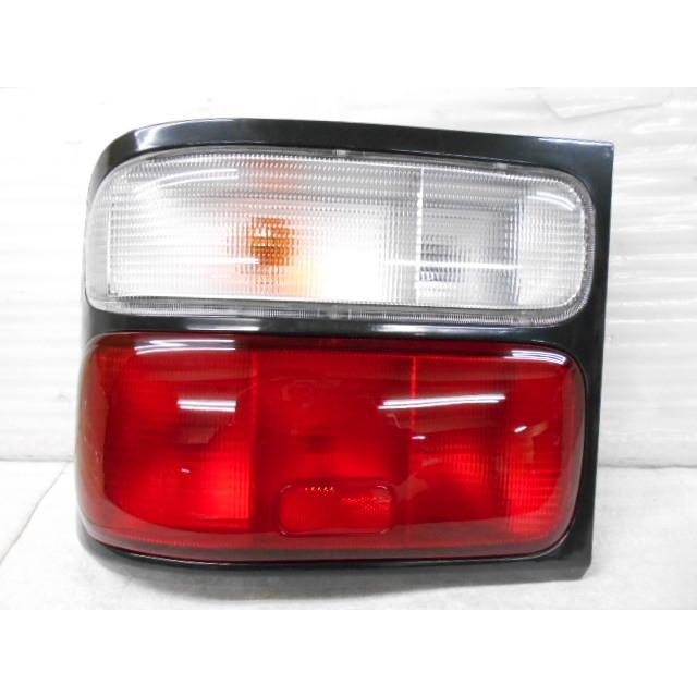 993477-1 TOYOTA コースター XZB50 左テールランプ 後期 81560 993477-1 TOYOTA コースター XZB50 左テールランプ 後期 81560