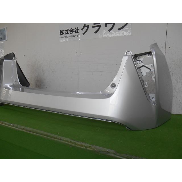 プリウス ZVW50 リアバンパー 参考品番：52159-47110-B0 1F7 【社外