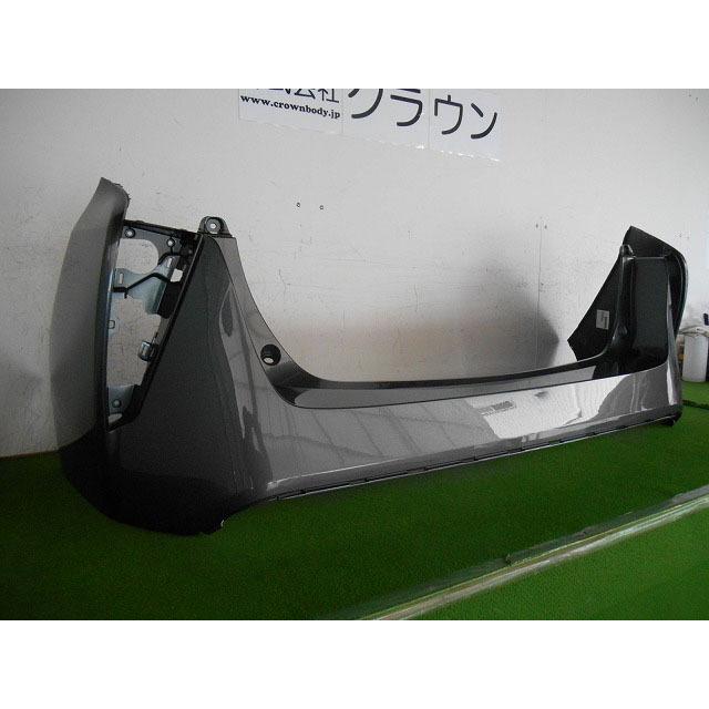 プリウス ZVW50 リアバンパー 参考品番：52159-47110-B1 1G3 【社外