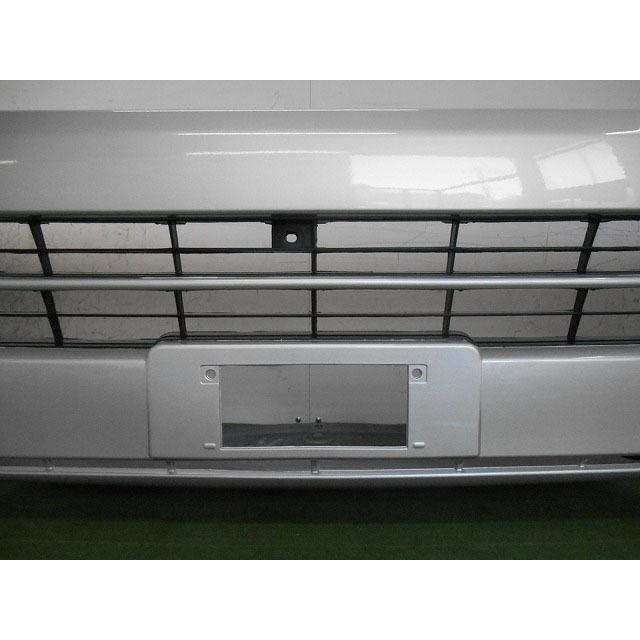 993585 TOYOTA ハイエース／レジアスエース KDH221K/TRH226K 