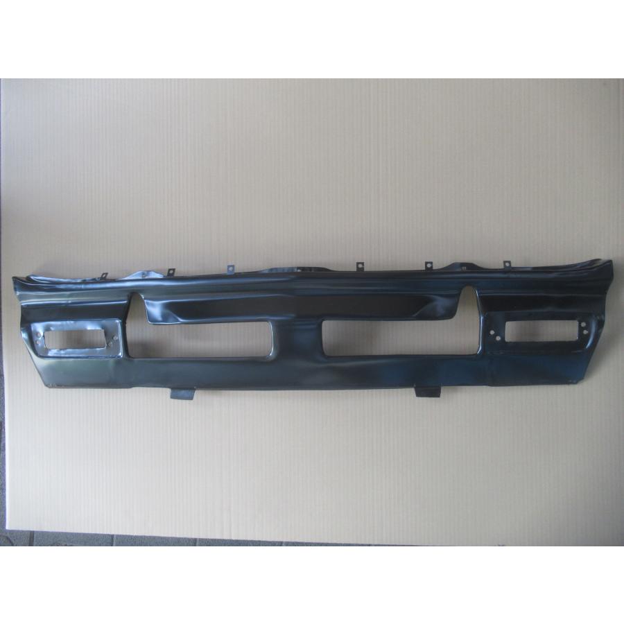 993628 日産 サニートラック B121 フロントパネルエプロン 参考品番