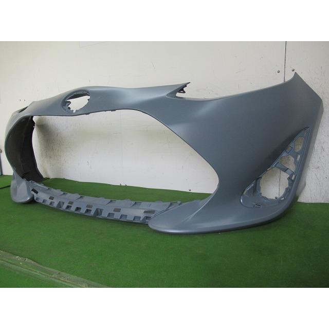 993736-3 TOYOTA アクア NHP10 フロントバンパー 後期3型 参考品番