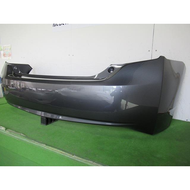 993739-2 TOYOTA プリウス ZVW30 リアバンパー 前期・後期 参考品番