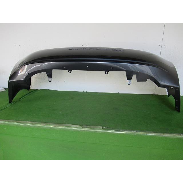 993739-2 TOYOTA プリウス ZVW30 リアバンパー 前期・後期 参考品番