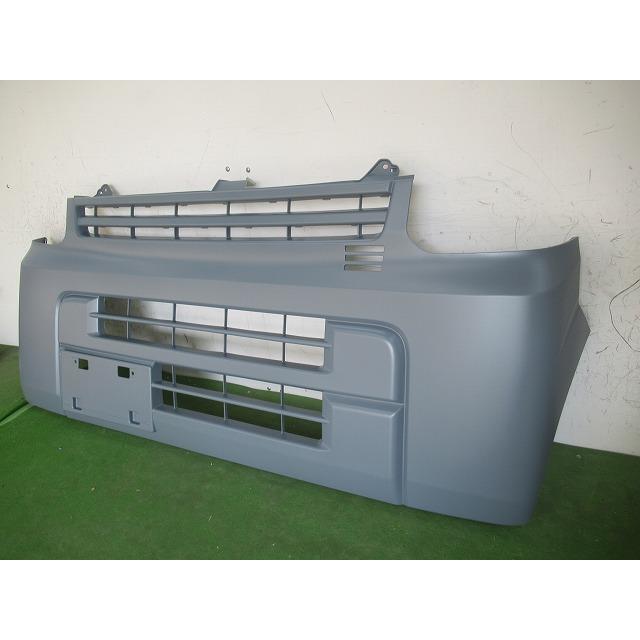 エブリィ　da17v フロントバンパー 993843-2 エブリィ DA17V フロントバンパー 参考品番：71711-64P00