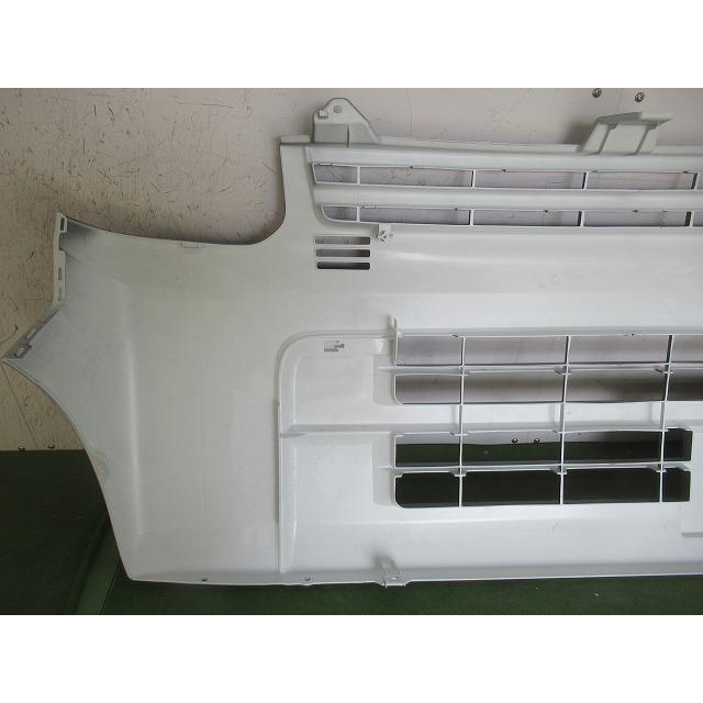993843-2 エブリィ DA17V フロントバンパー 参考品番：71711-64P00 