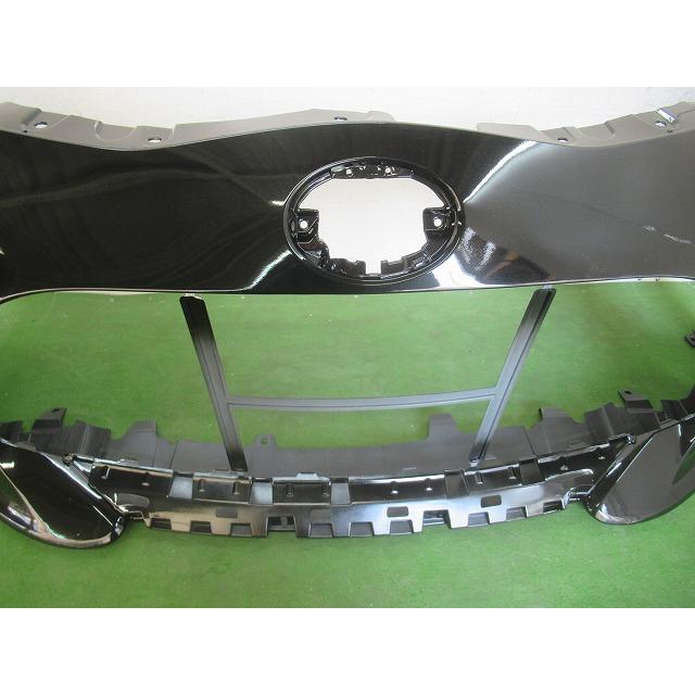 993859 TOYOTA アクア NHP10 フロントバンパー 後期3型 参考品番