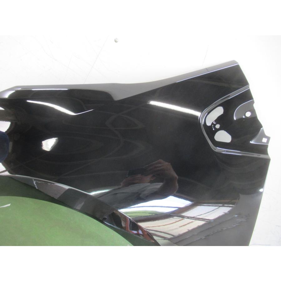 50プリウス　トーコン 993897 TOYOTA プリウス ZVW50 左フェンダー 参考品番：53802-47100