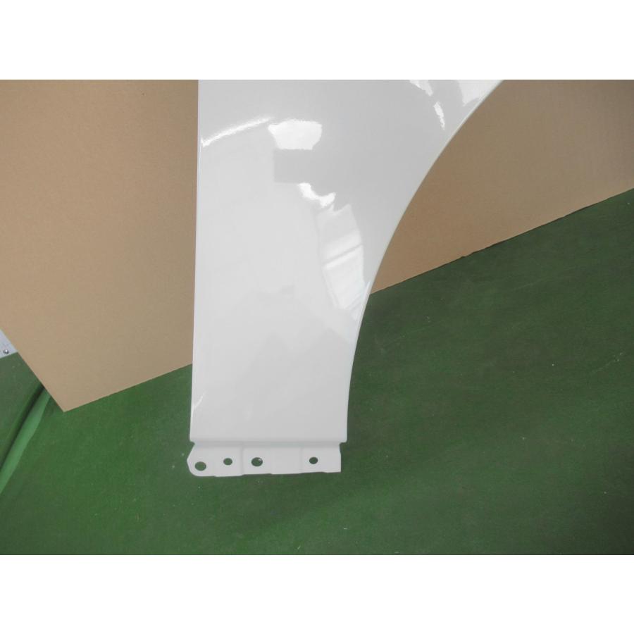 993898 TOYOTA プリウス ZVW50 右フェンダー 参考品番：53801-47080