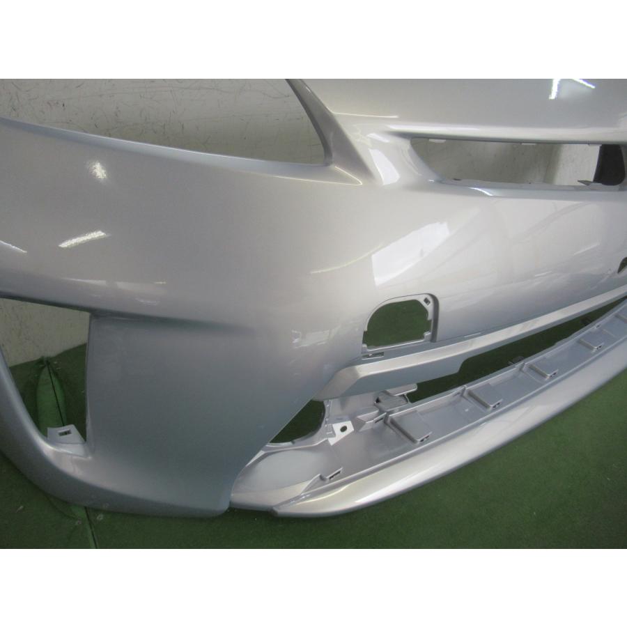 993915-2 TOYOTA プリウス ZVW30 フロントバンパー 後期 参考品番