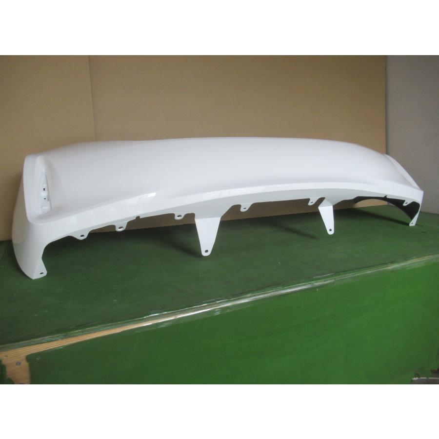 アクア NHP10 リアバンパー 後期 参考品番：52159-52880-A1 082 【社外