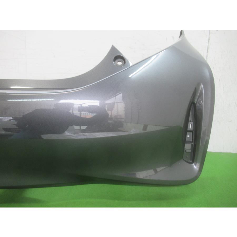 アクア NHP10 リアバンパー 後期 参考品番：52159-52880-B1 1G3 【社外