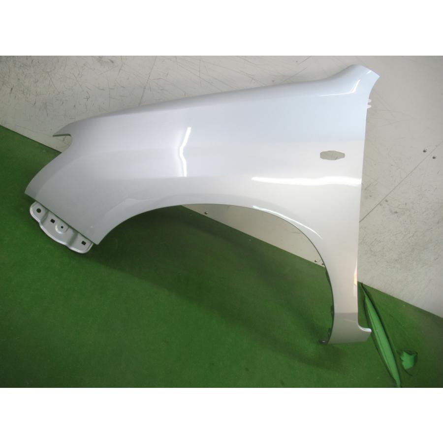 まぁ様　プロボックス 993970 TOYOTA プロボックス/サクシード NCP160V 左フェンダー 参考