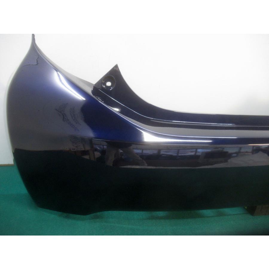 アクア NHP10 リアバンパー 前期・中期 参考品番：52159-52791-J2 8S6