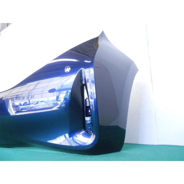 アクア NHP10 リアバンパー 後期 参考品番：52159-52989-J2 8S6 【社外