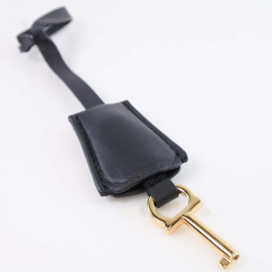 Salvatore Ferragamo サルヴァトーレフェラガモ ガンチーニ 2way  