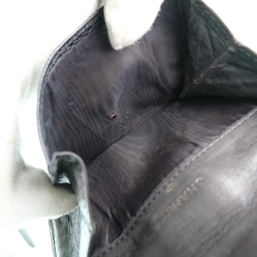 CHANEL シャネル ダブルホック ココマーク 二つ折り財布 マット CHANEL シャネル ダブルホック ココマーク 二つ折り財布 マット