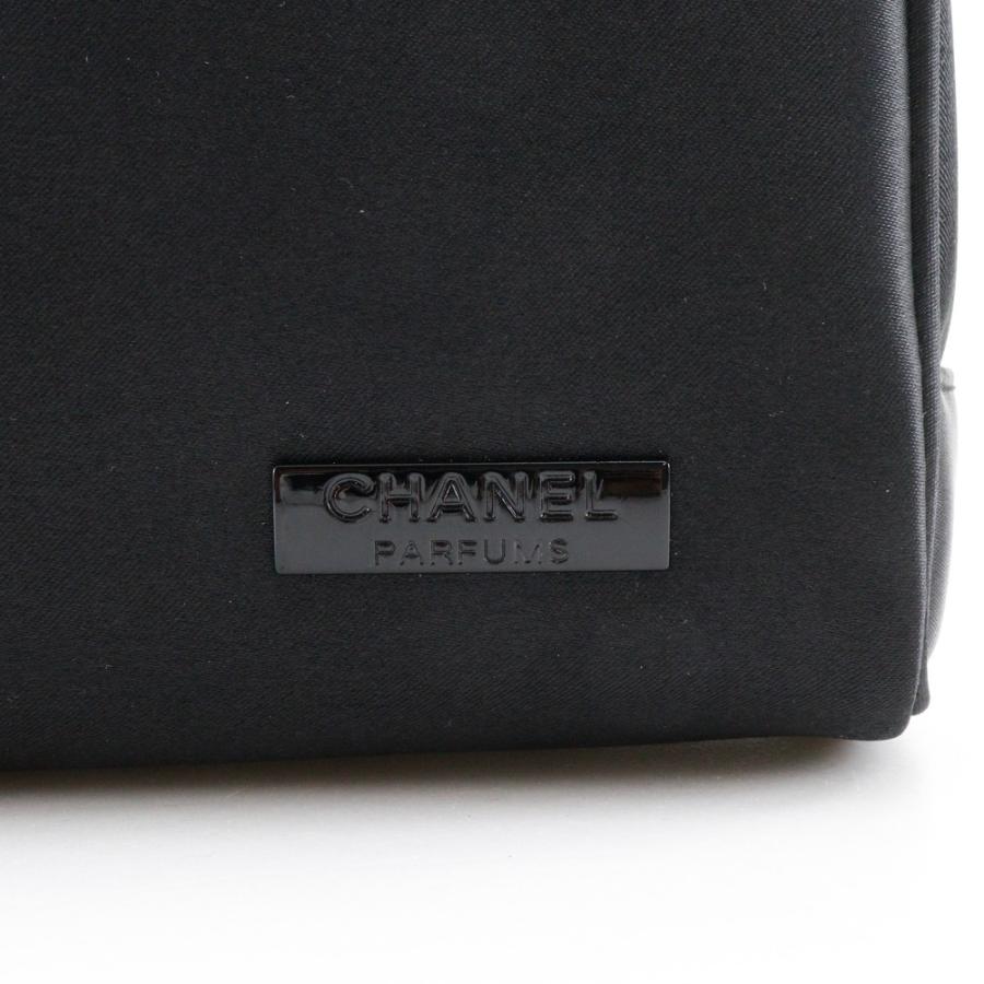 CHANEL シャネル マドモアゼル ノベルティ ナイロン 黒 ポーチ レディース 【中古】 CHANEL（シャネル） マドモアゼル ノベルティ ポーチ ナイロン 黒