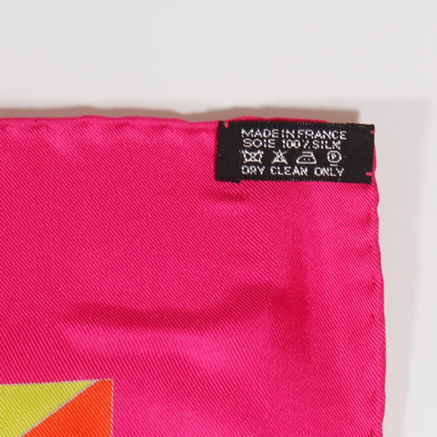 希少 HERMES エルメス カレ90 大空の狂気 大判スカーフ タグ付 ピンク HERMES（エルメス） カレ90 LES FOLIES DU CIEL 大空の狂気 スカーフ