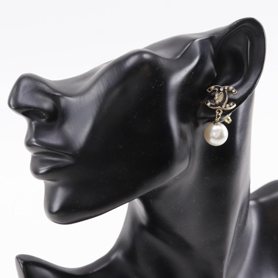 R2531 美品 シャネル ココマーク フェイクパール ラウンド ピアス R2531 美品 シャネル ココマーク フェイクパール ラウンド ピアス