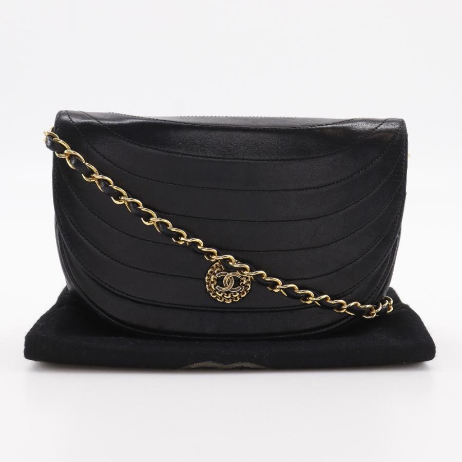CHANEL（シャネル） ハーフムーンチェーンショルダー ヴィンテージ 