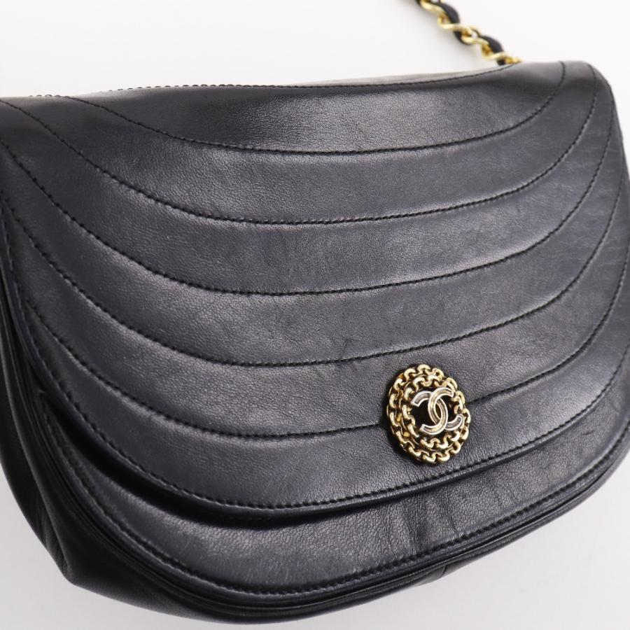CHANEL（シャネル） ハーフムーンチェーンショルダー ヴィンテージ