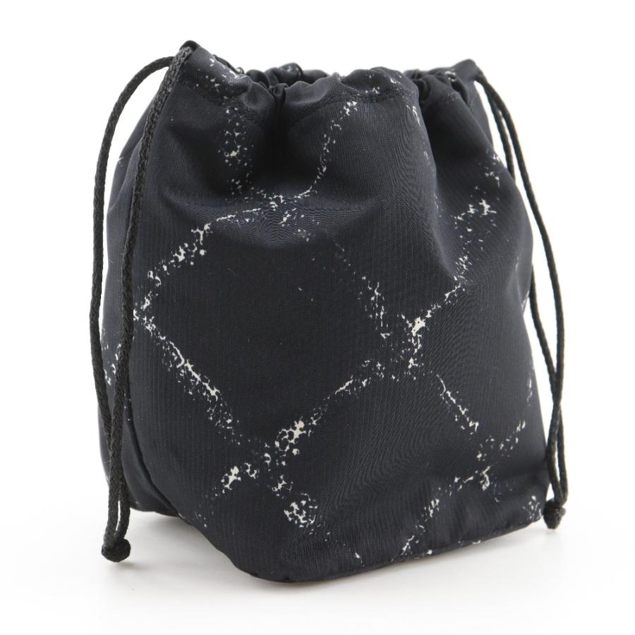 CHANEL 黒 ナイロン トラベルライン　バッグ&ポーチ CHANEL（シャネル） ニュートラベルライン Newトラベルライン