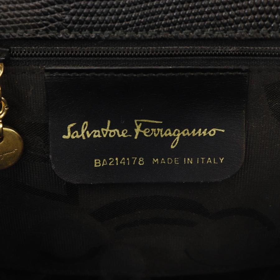Salvatore Ferragamo サルヴァトーレフェラガモ ヴァラリボン BA214178