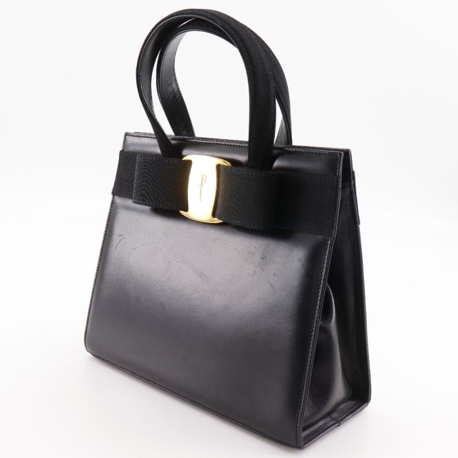 Salvatore Ferragamo サルヴァトーレフェラガモ ヴァラリボン 2WAY