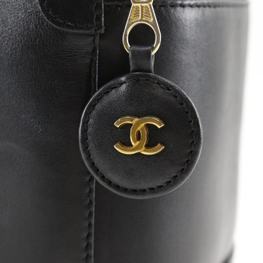 CHANEL シャネル バニティ ハンドバッグ ヴィンテージ ポーチ ラムスキン 黒 レディース【I120725005】中古