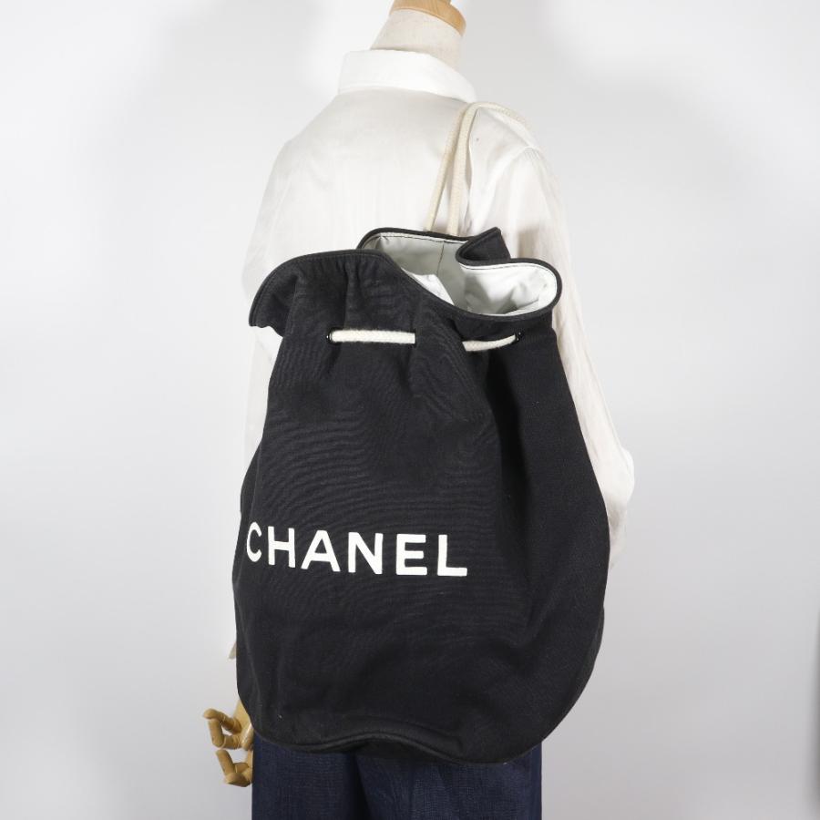 CHANEL（シャネル） プールバッグ ロゴ 巾着 ショルダーバッグ 