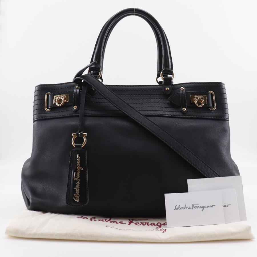 Salvatore Ferragamo サルヴァトーレフェラガモ ガンチーニ 2WAY 