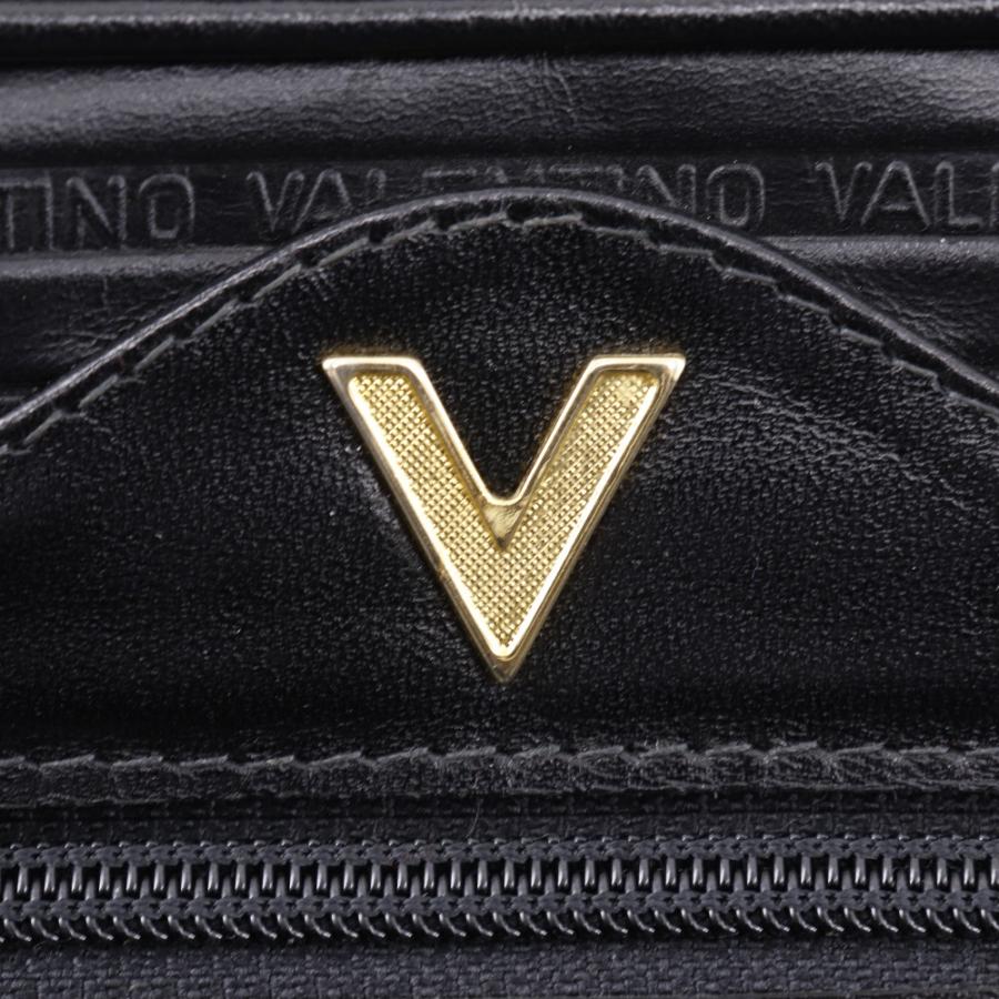マリオヴァレンチノ  Vロゴ レザー ショルダー バッグ 黒 ブラック ●▲ MARIO VALENTINO（マリオヴァレンティーノ） マリオ・ヴァレンティノ