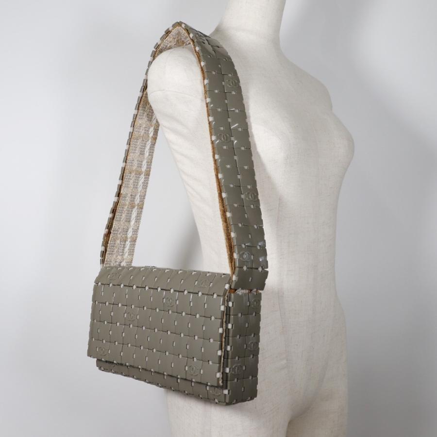CHANEL（シャネル） パズルショルダー ショルダーバッグ プラスチック