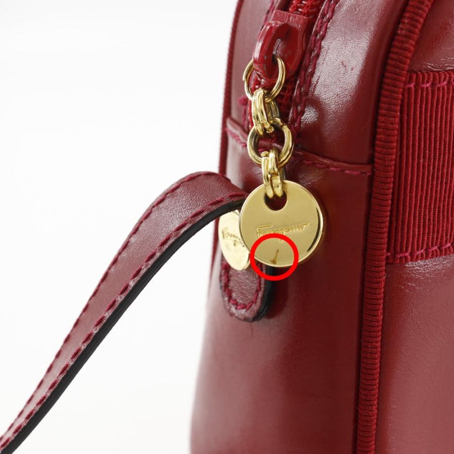 【Salvatore Ferragamo】サルヴァトーレフェラガモ ヴァラ D21 3096 カーフ 赤 レディース ショルダーバッグ Salvatore Ferragamo サルヴァトーレフェラガモ ヴァラ D21 3096