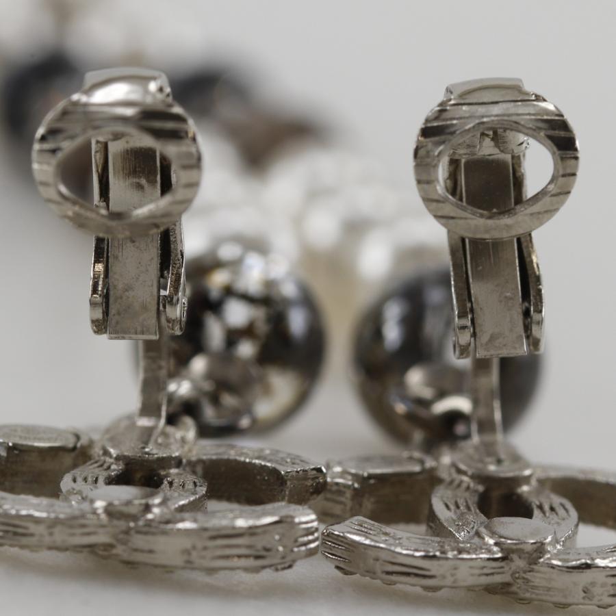 CHANEL シャネル ココマーク ロング A19K イヤリング 金属製×フェイクパール×ラインストーン シルバー 【I131826132】中古の画像
