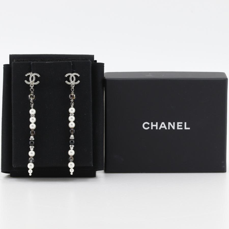 CHANEL シャネル ココマーク ロング A19K イヤリング 金属製×フェイクパール×ラインストーン シルバー 【I131826132】中古の画像