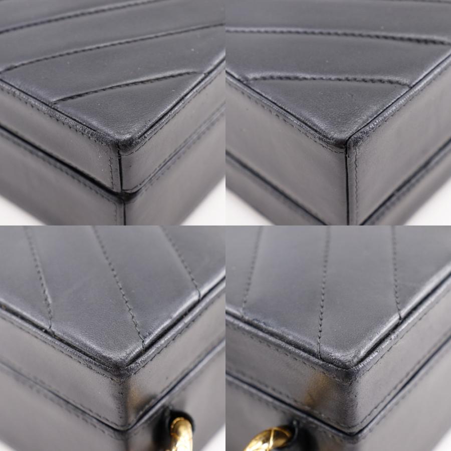 【CHANEL】シャネル シェブロン ココマーク Vステッチ ヴィンテージ ラムスキン 黒 レディース ショルダーバッグ CHANEL（シャネル） シェブロン ココマーク Vステッチ ヴィンテージ