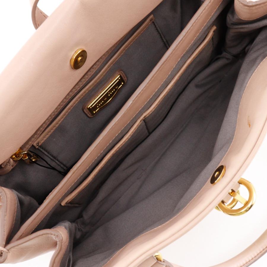 miu miu（ミュウミュウ） スタッズ ハンドバッグ レザー ピンク