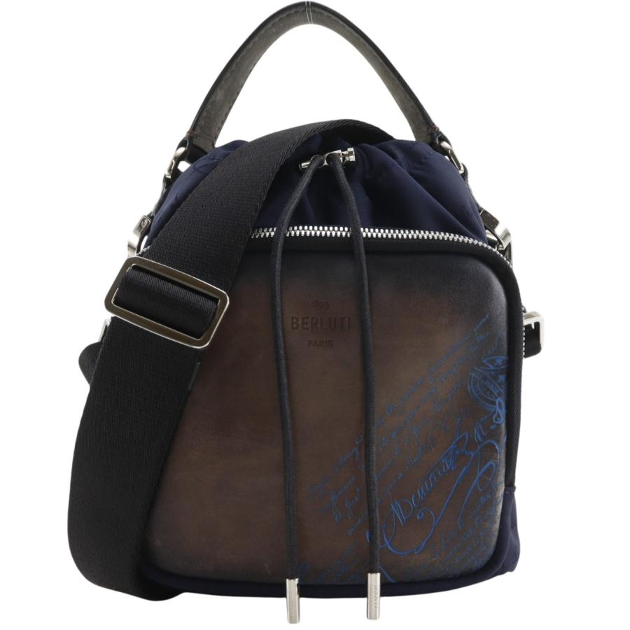 【Berluti】ベルルッティ ハイクオン 2WAY カリグラフィ ナイロン×レザー 紺 メンズ ショルダーバッグ Berluti ベルルッティ ハイクオン 2WAY カリグラフィ ショルダーバッグ