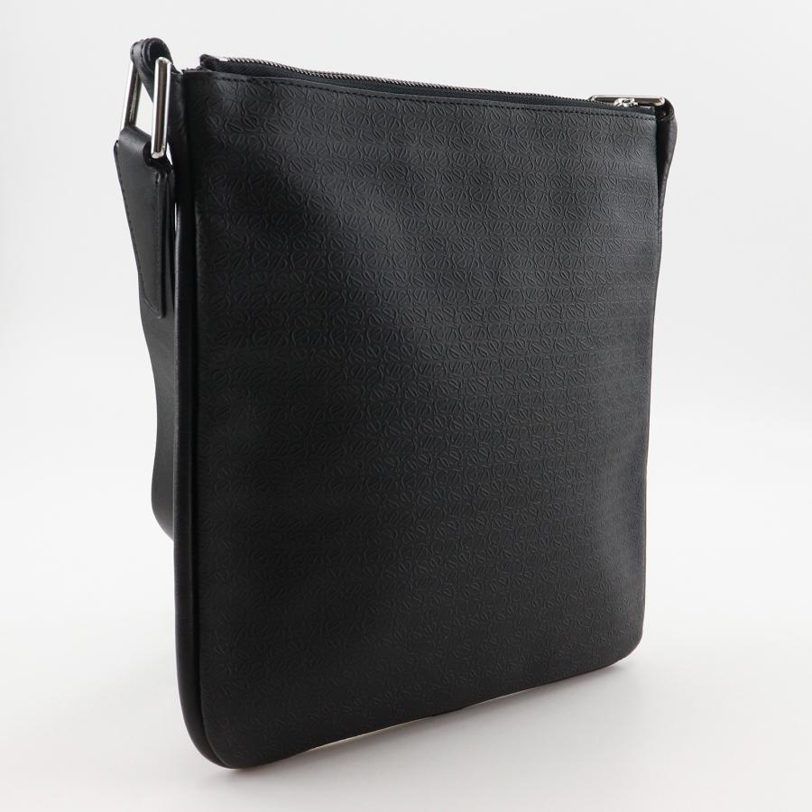 ロエベ リピート アナグラム ショルダーバッグ レザー 鞄 カバン ブラック 黒 LOEWE（ロエベ） リピートアナグラム ショルダーバッグ PVC 黒 メンズ