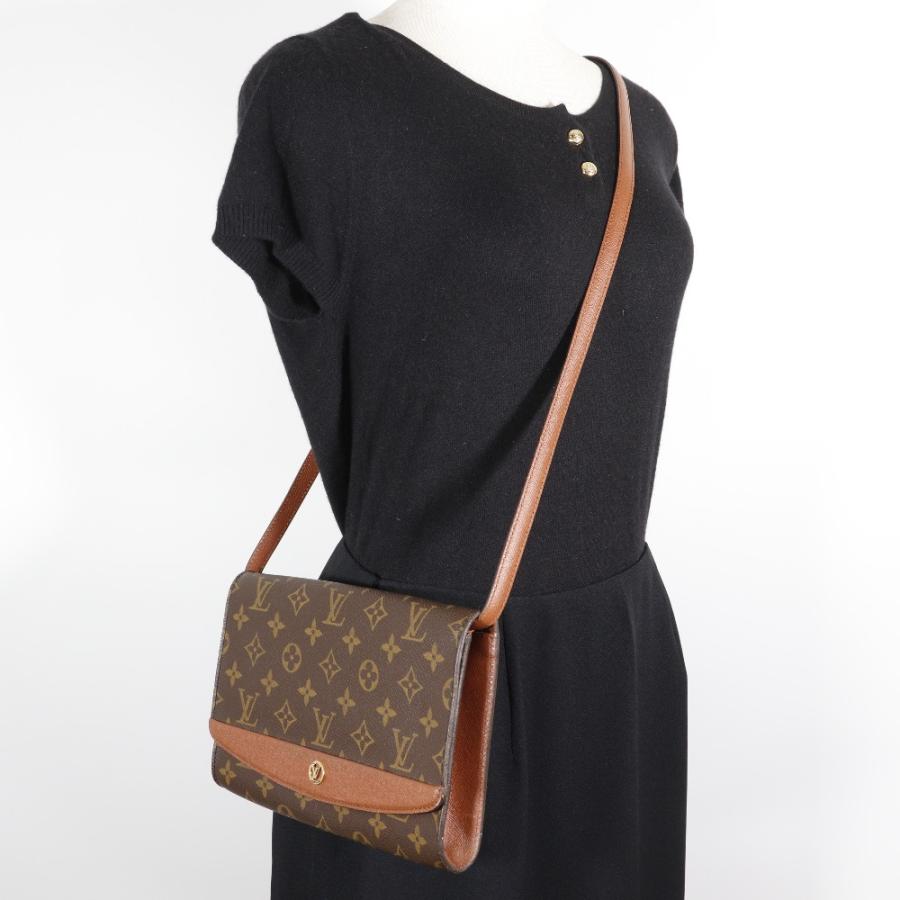 LOUIS VUITTON ルイ・ヴィトン 24 ヴィンテージ 2WAYクラッチ M51798 A20922 ショルダーバッグ モノグラムキャンバス 【I171625006】中古の画像