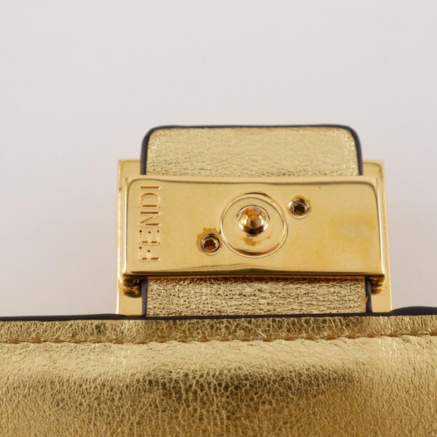 FENDI フェンディ エンボスFF ズッカ柄 8M0419 二つ折り財布 カーフ  
