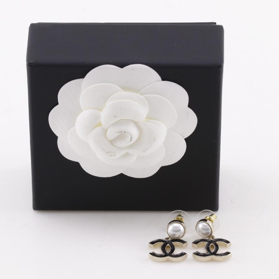 CHANEL シャネル ロゴ ココマーク A25P ピアス 金メッキ×フェイクパール ゴールド 約9.82g レディース【I180125360】中古の画像