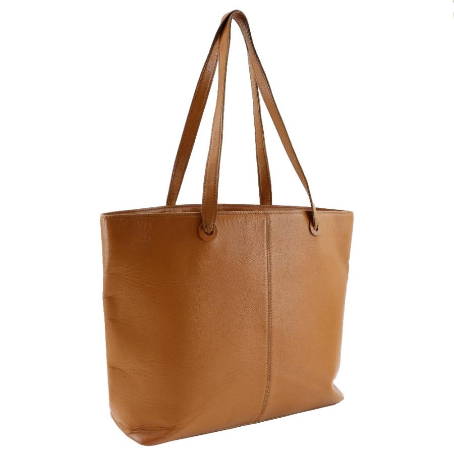 CHANEL シャネル ロゴチャーム トートバッグ レザー 茶 レディース