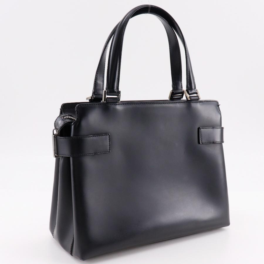 Salvatore Ferragamo サルヴァトーレフェラガモ ガンチーニ AQ