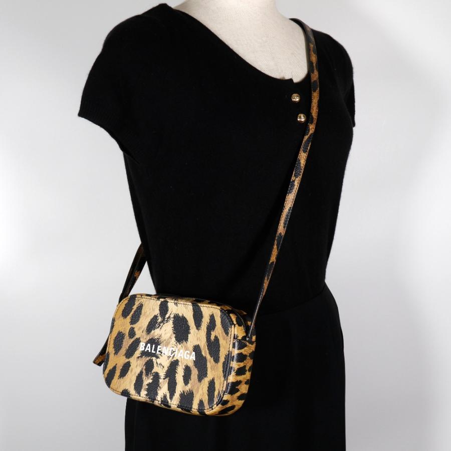 BALENCIAGA レオパードショルダーバッグ BALENCIAGA バレンシアガ エブリディ カメラバック XS
