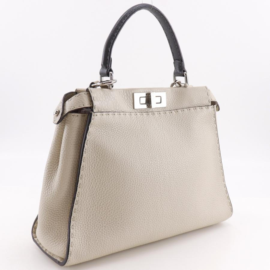 FENDI（フェンディ） ピーカブー セレリア ミディアム 2WAYショルダー